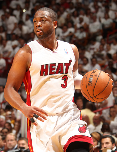 具微弱优势 具微弱优势